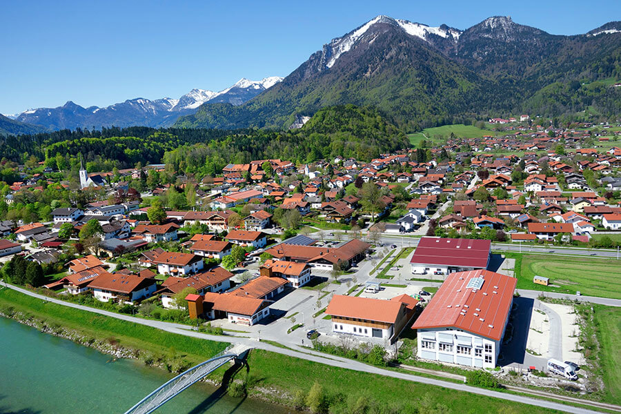 Eingebettet zwischen Tiroler Ache und Hochplatte